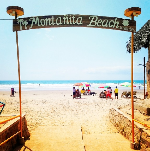 Montanita Ecuador beach
